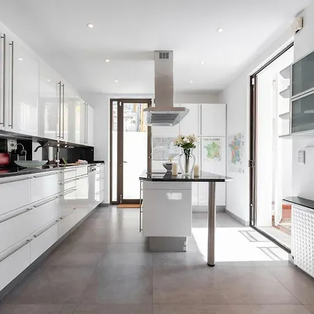 Stylish Art Deco Near The Sea 4 Bdrs Pool And Garage Nice